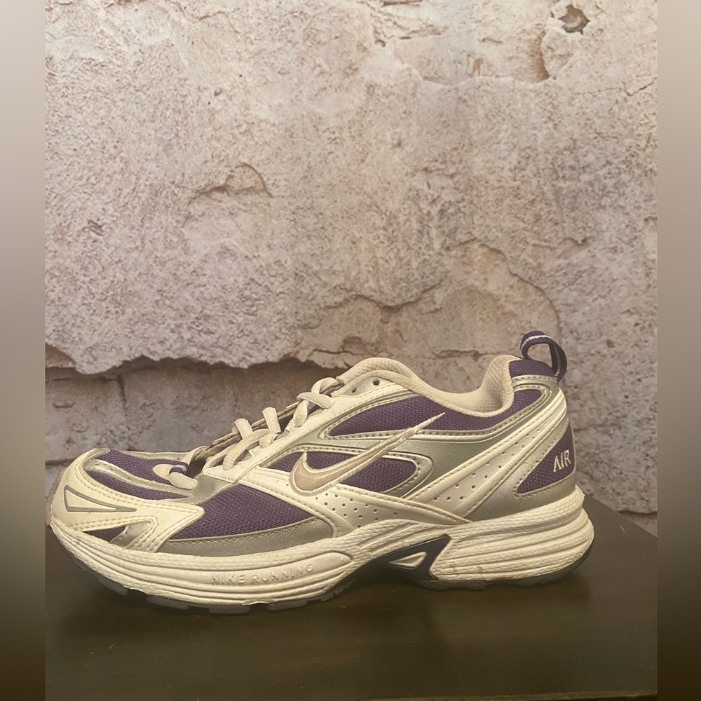 Womans Nike Purple/White Running Shoes